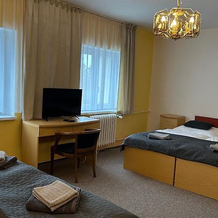 Hotel Pod Vlekem Loučná pod Klínovcem 외부 사진
