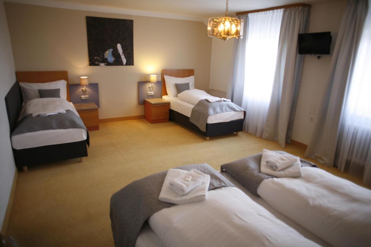Hotel Pod Vlekem Loučná pod Klínovcem 외부 사진