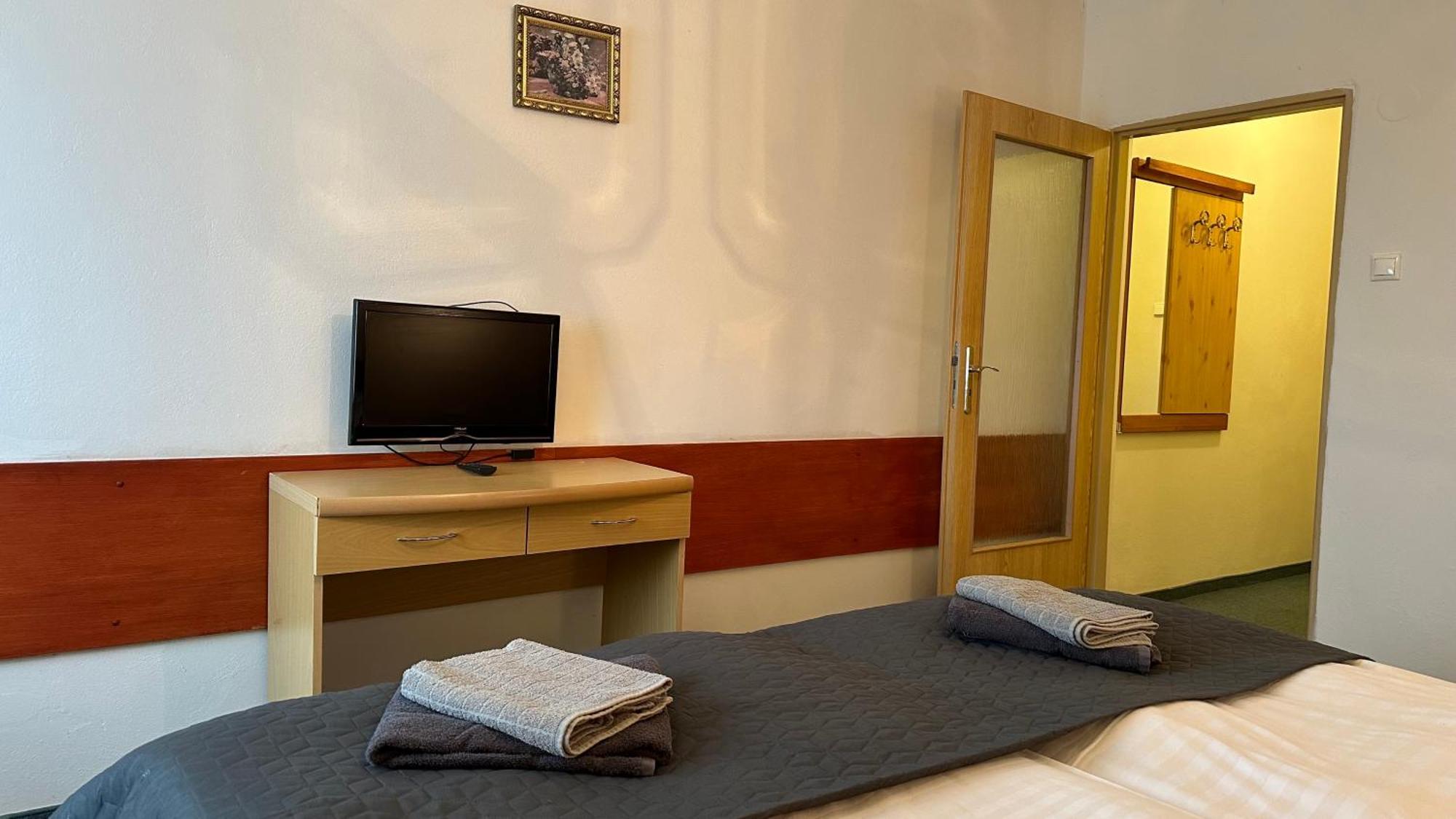 Hotel Pod Vlekem Loučná pod Klínovcem 외부 사진
